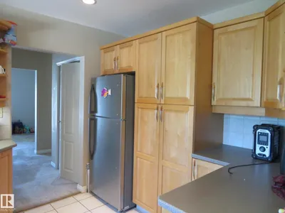 10720 57 AV NW photo 16