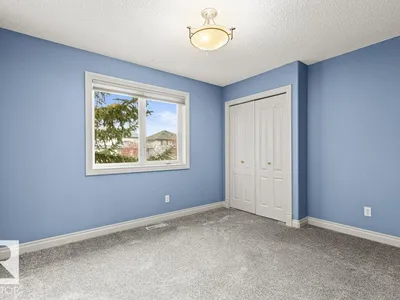 11686 15 AV NW photo 26
