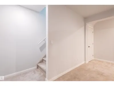 21413 94 AV NW photo 26