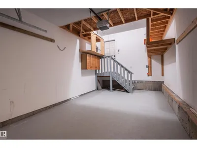 21413 94 AV NW photo 31