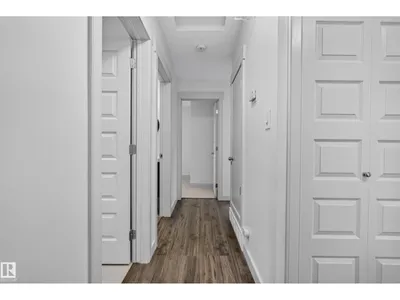 58 PINE ST photo 16