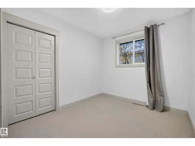58 PINE ST photo 20