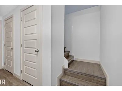 58 PINE ST photo 26