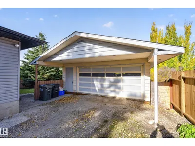 58 PINE ST photo 35