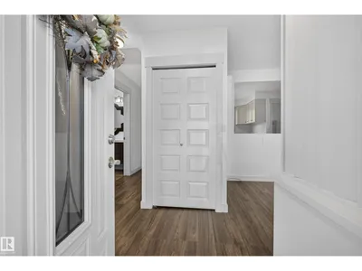 58 PINE ST photo 4