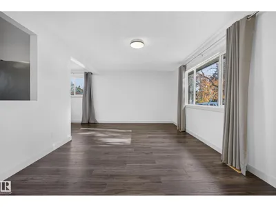 58 PINE ST photo 6