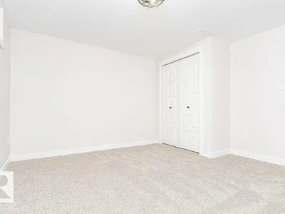 10624 40 ST NW photo 38