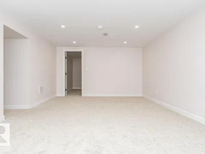 10624 40 ST NW photo 31