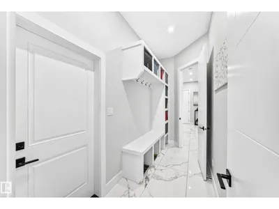 1667 ENRIGHT WY NW NW photo 35