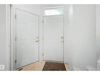 18411 77 AV NW photo 21
