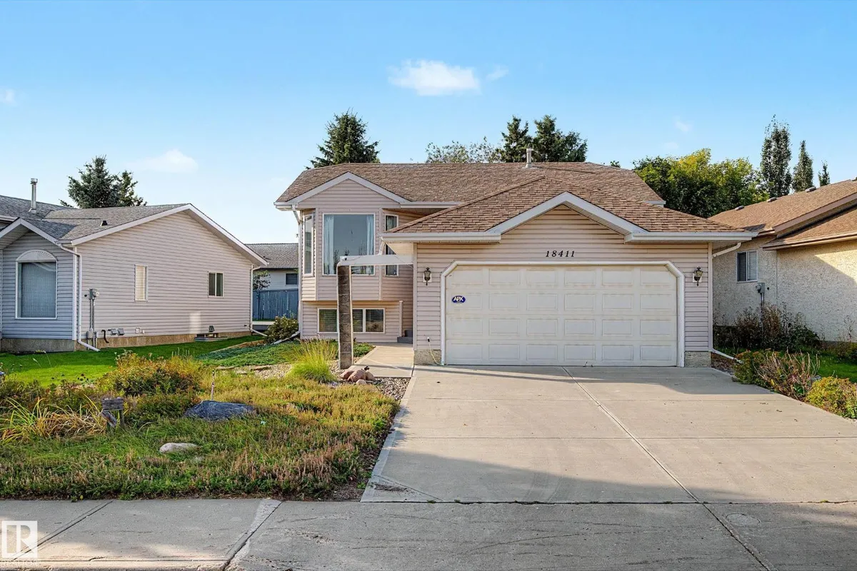 18411 77 AV NW exterior