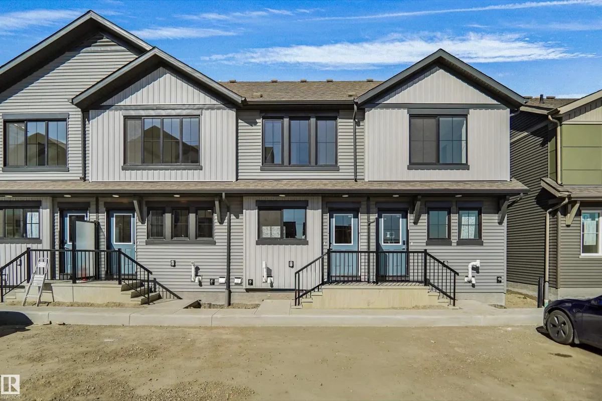 #29 3705 141 ST SW exterior