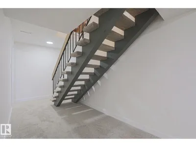 3237 132A AV NW photo 29