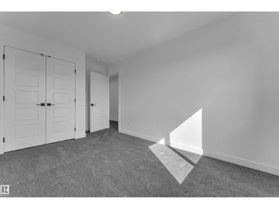 10711 98 ST photo 20