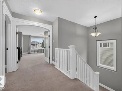 11408 15 AV SW photo 25