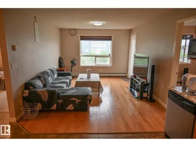 #316 5005 165 AV NW photo 8
