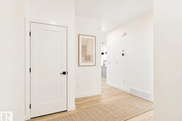 186 SCORIA WD photo 2