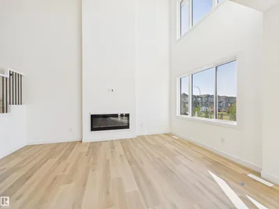 186 SCORIA WD photo 17