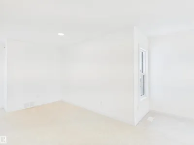 186 SCORIA WD photo 38