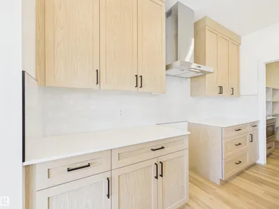 186 SCORIA WD photo 26