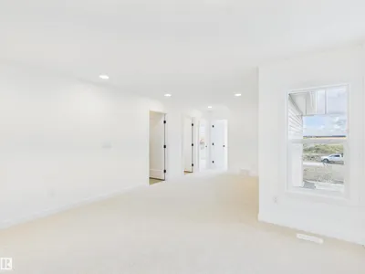 186 SCORIA WD photo 37