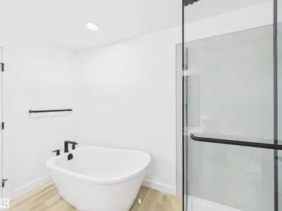 186 SCORIA WD photo 48