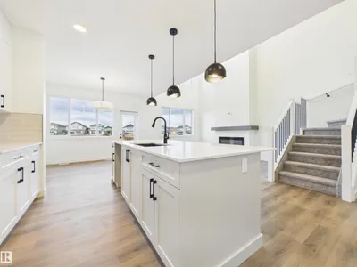 120 CALEDON CR photo 13