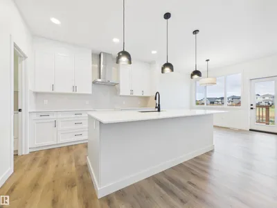 120 CALEDON CR photo 14