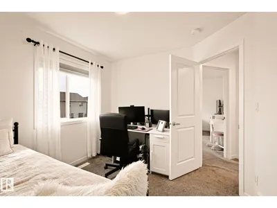 9507 228 ST NW photo 27