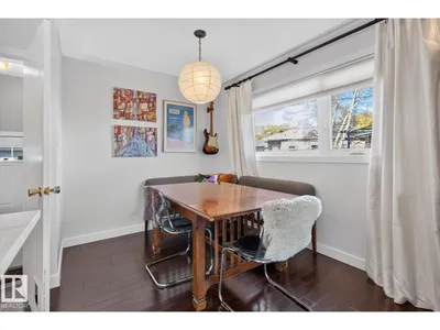 7704 102 AV NW NW photo 10
