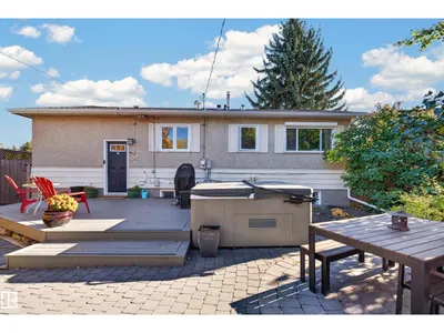 7704 102 AV NW NW photo 32