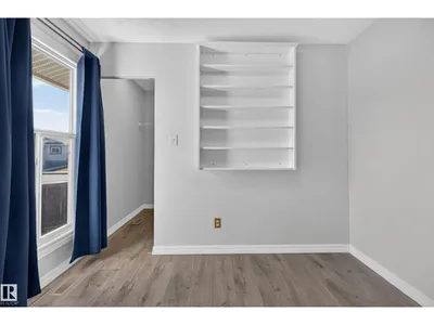 2332 151 AV NW photo 15