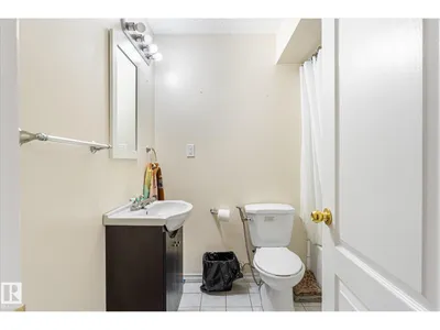 7712 187 ST NW photo 11