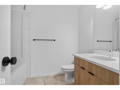 7009 50A AV photo 37