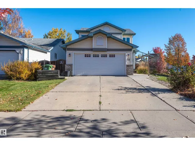 25 Hansen CL, St. Albert