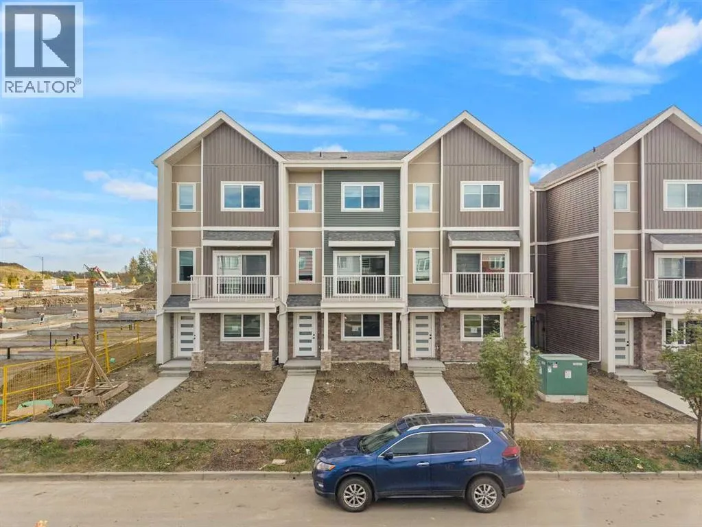 52, 18110 28 Avenue SW exterior
