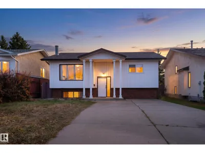 4535 30 AV NW photo 49