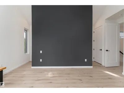 10138 90 ST NW photo 23