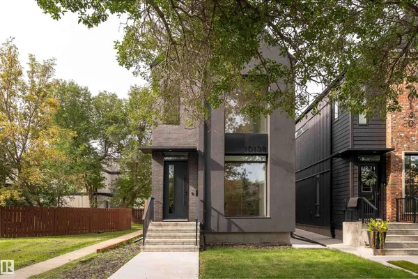 10138 90 ST NW photo 3
