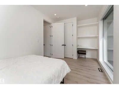 10138 90 ST NW photo 31