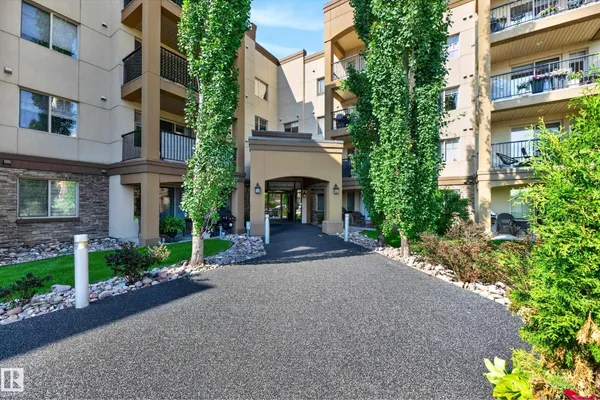 #425 400 PALISADES WY photo 3