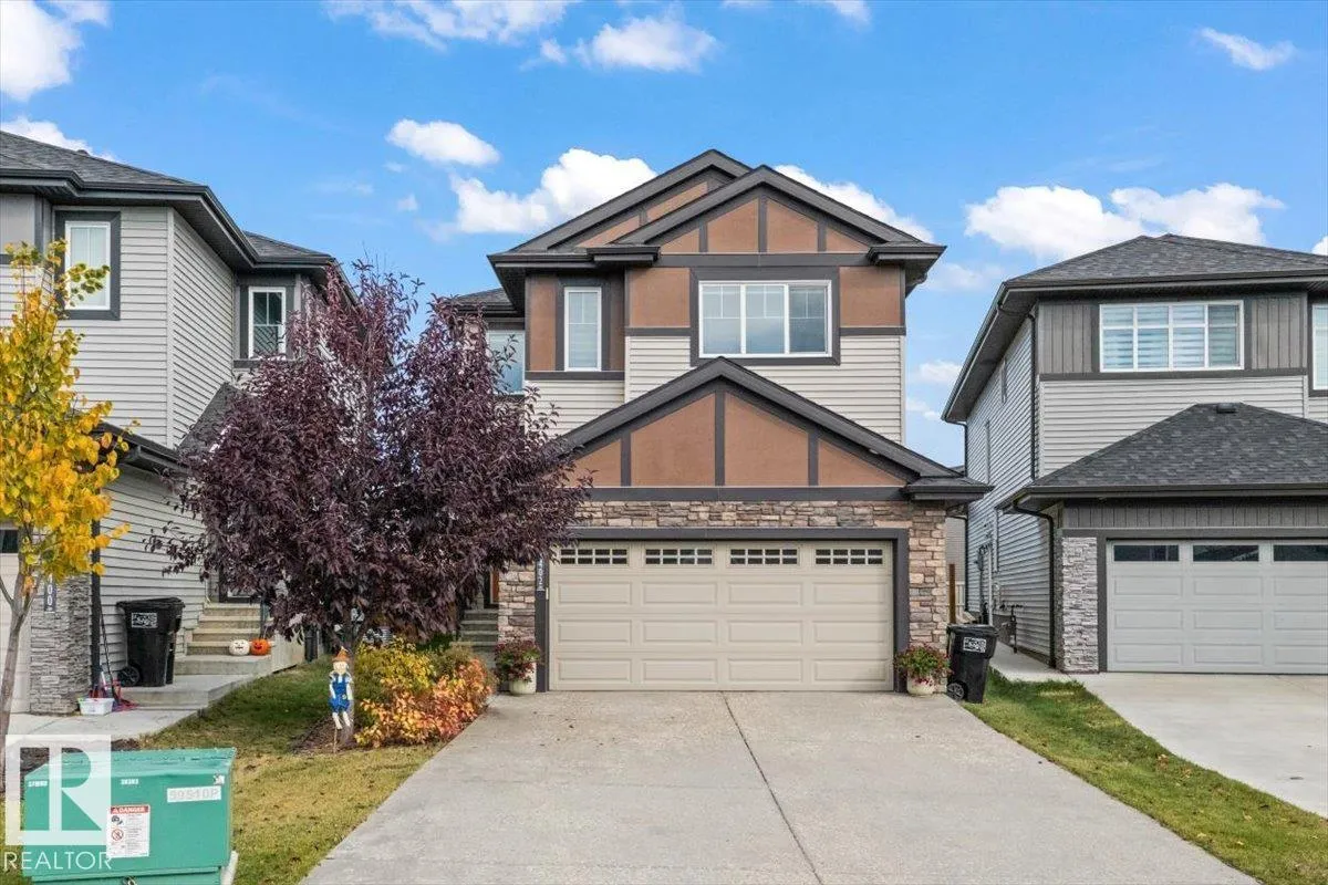 7402 CHIVERS CR SW exterior