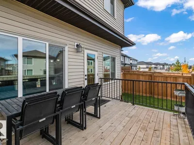 7402 CHIVERS CR SW photo 45