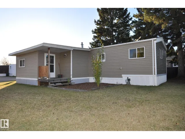 #26 10410 101 A ST, Morinville