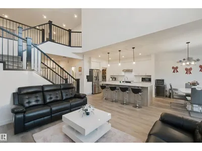 8178 222A ST NW photo 14