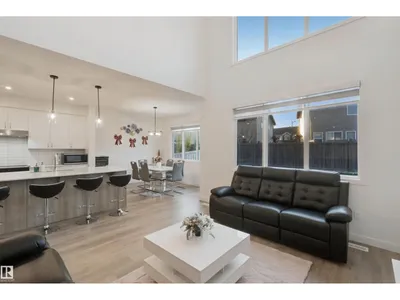 8178 222A ST NW photo 15