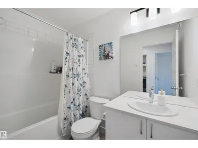 8178 222A ST NW photo 31