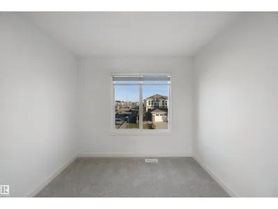 8178 222A ST NW photo 33