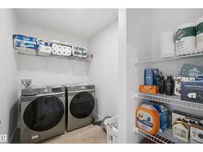 8178 222A ST NW photo 35