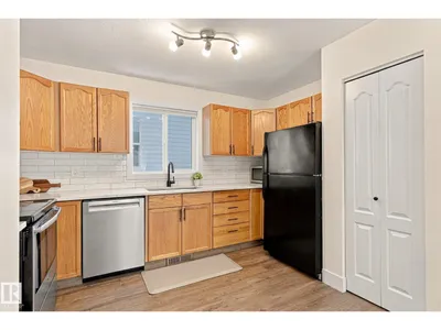 1908 36 AV NW photo 11